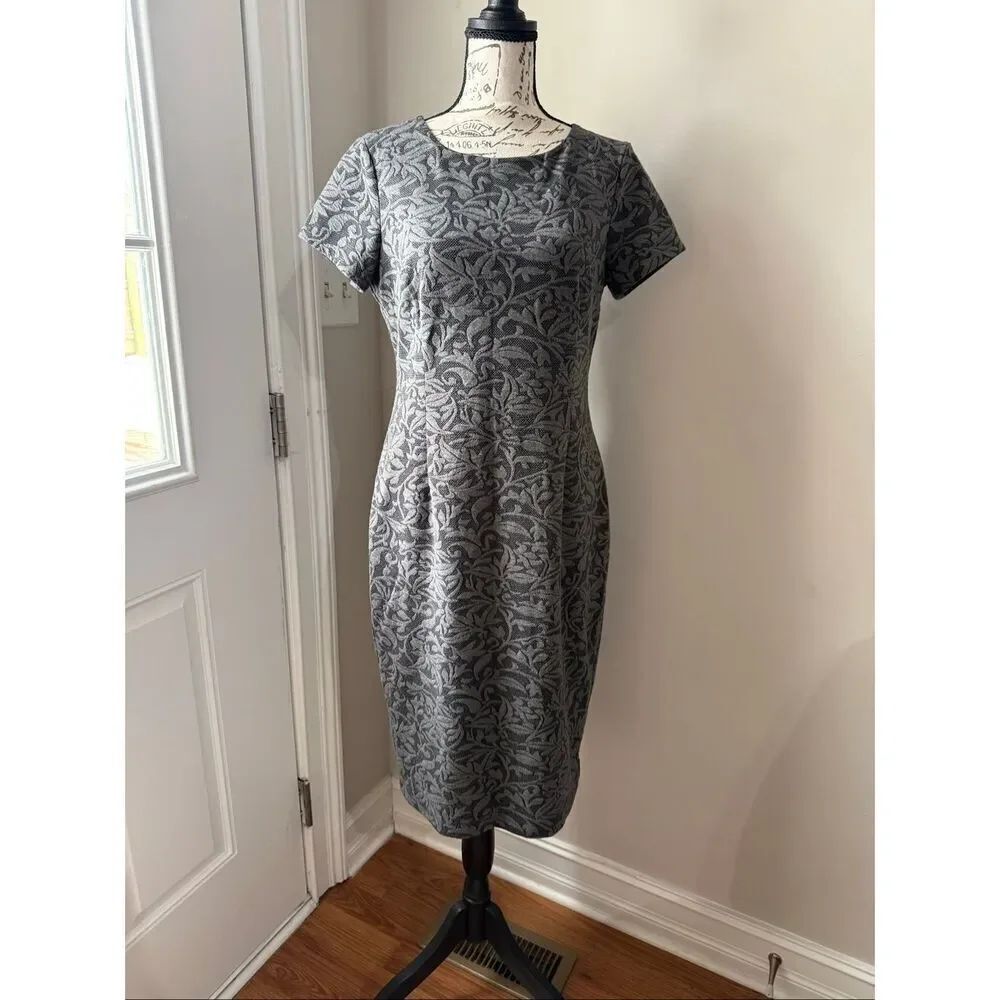 Ann Taylor Women's Textured Short Sleeve Midi Sheath Dress Gray Black Size MP